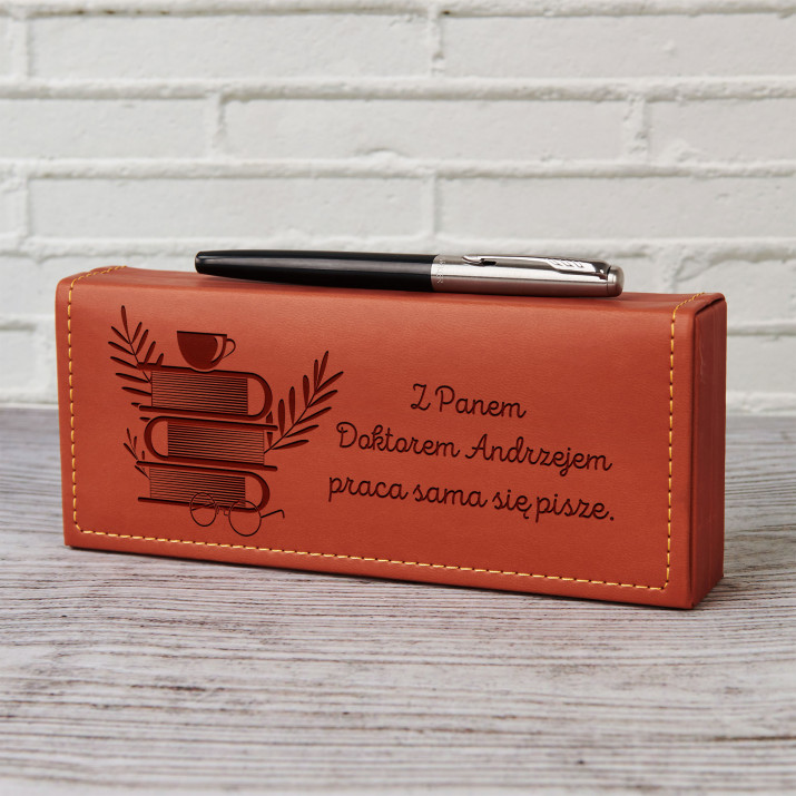Praca sama się pisze - Pióro Parker w etui